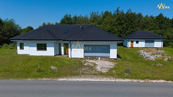 Dom 5-pokojowy na sprzedaż, Bielcza