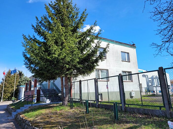 Dom 8-pokojowy na sprzedaż, Gniezno