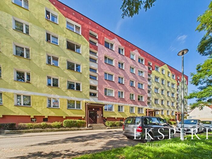 Mieszkanie 4-pokojowe na sprzedaż, Białogard