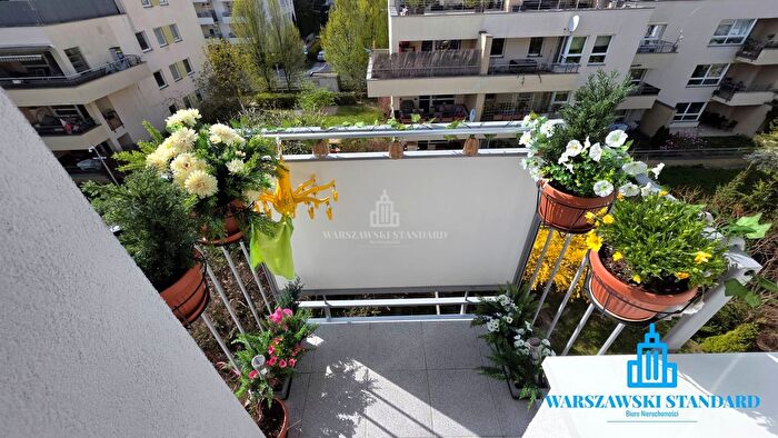 Mieszkanie 3-pokojowe na sprzedaż, Warszawa – Etiudy Rewolucyjnej