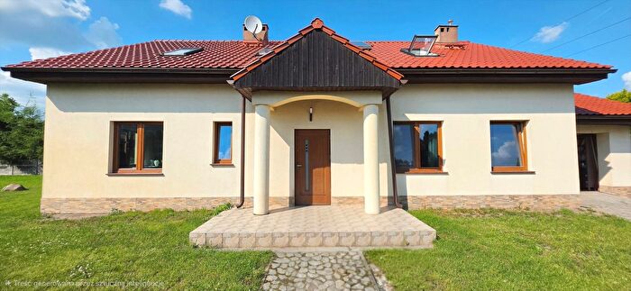 Dom 6-pokojowy na sprzedaż, Miłoszyce