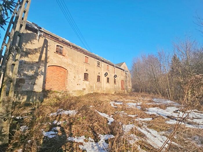 Dom 5-pokojowy na sprzedaż, Czernica