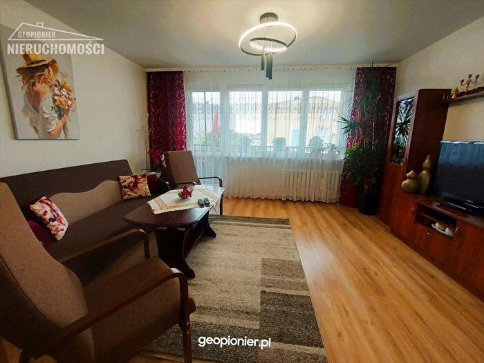 Mieszkanie 3-pokojowe na sprzedaż, Ostróda