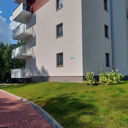 Mieszkanie 3-pokojowe na sprzedaż, Stegna