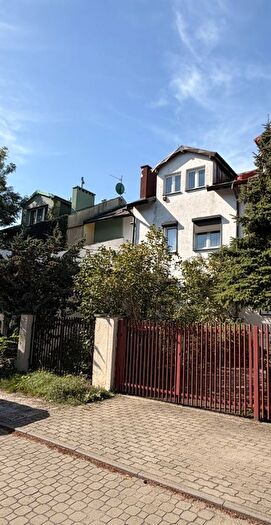 Dom 7-pokojowy na sprzedaż, Łódź – Piłkarska