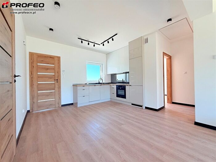 Mieszkanie 3-pokojowe na sprzedaż, Jaworze