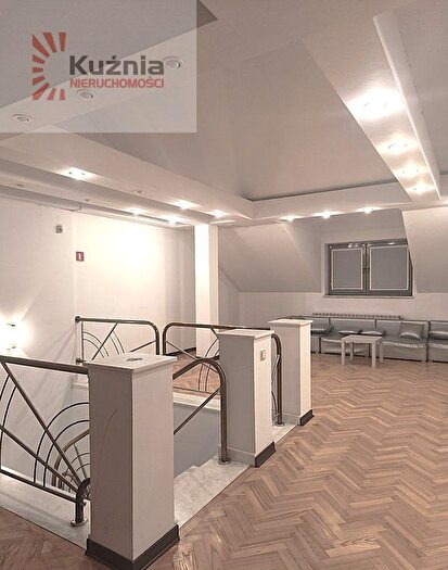 Dom 6-pokojowy do wynajęcia, Warszawa – Saska