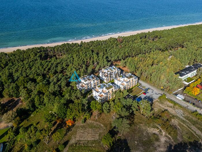 Mieszkanie 4-pokojowe na sprzedaż, Dąbki