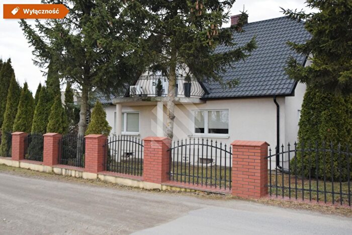 Dom 6-pokojowy na sprzedaż, Mochle