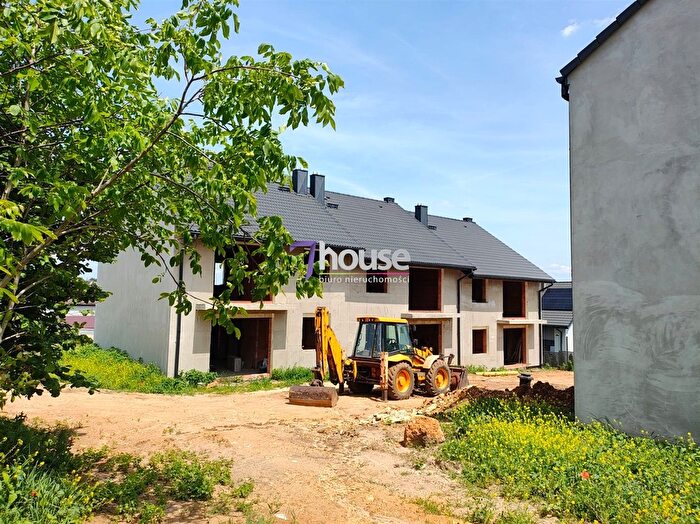 Mieszkanie 3-pokojowe na sprzedaż, Orzech