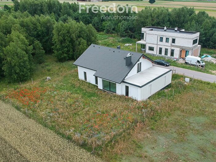 Dom 4-pokojowy na sprzedaż, Zdziechów