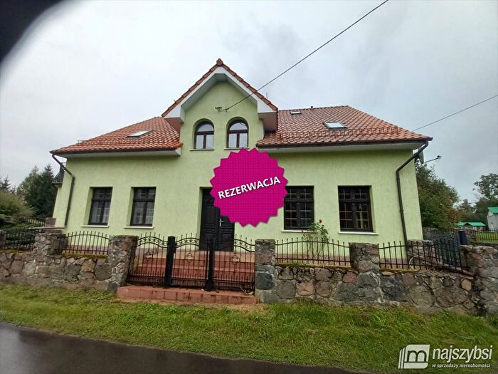 Dom 5-pokojowy na sprzedaż, Sławoborze