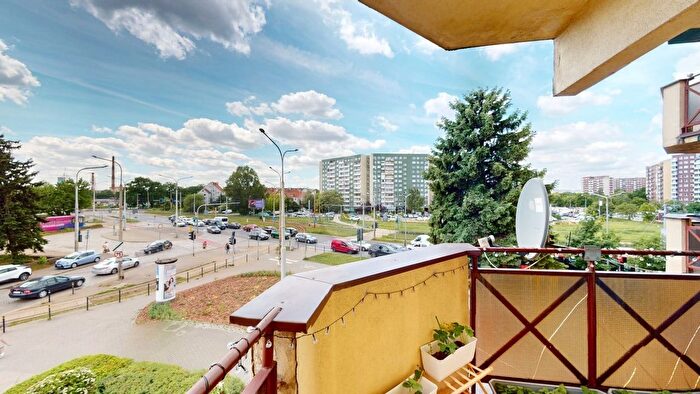Mieszkanie 3-pokojowe na sprzedaż, Wrocław – Zawalna