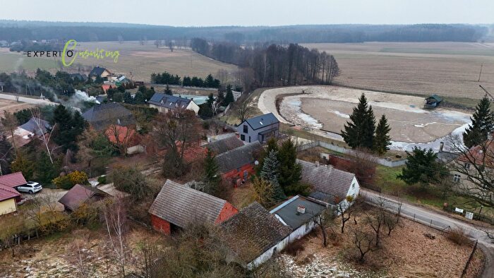 Dom 4-pokojowy na sprzedaż, Jawor