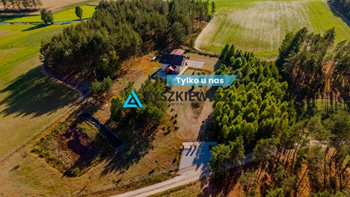 Dom 12-pokojowy na sprzedaż, Nierostowo