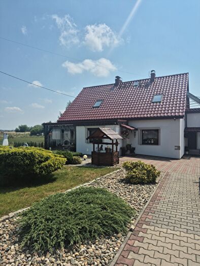 Dom 5-pokojowy na sprzedaż, Sierakowice