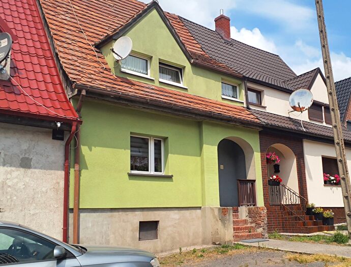 Dom 3-pokojowy na sprzedaż, Bogatynia