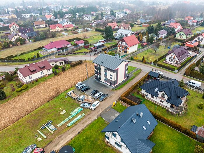 Dom 18-pokojowy na sprzedaż, Krosno
