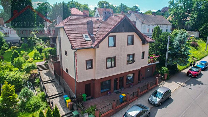 Dom 7-pokojowy na sprzedaż, Lubań – Jarosława Dąbrowskiego