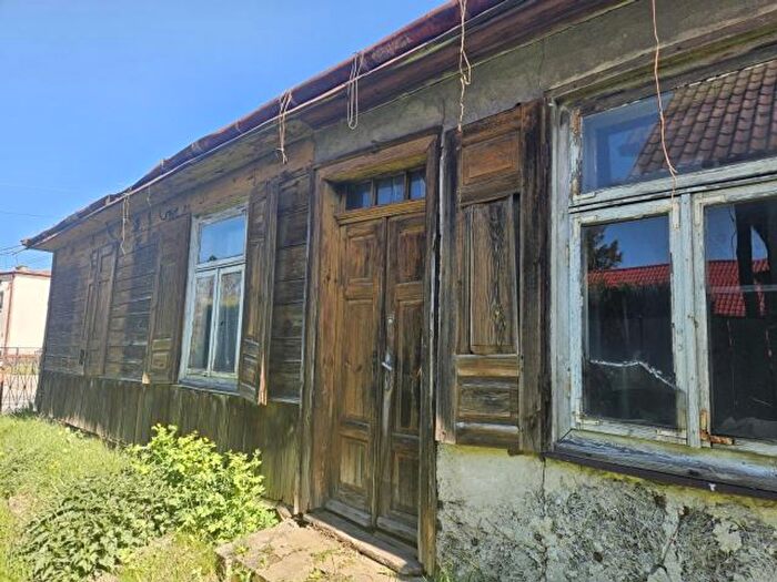 Dom 3-pokojowy na sprzedaż, Kurów