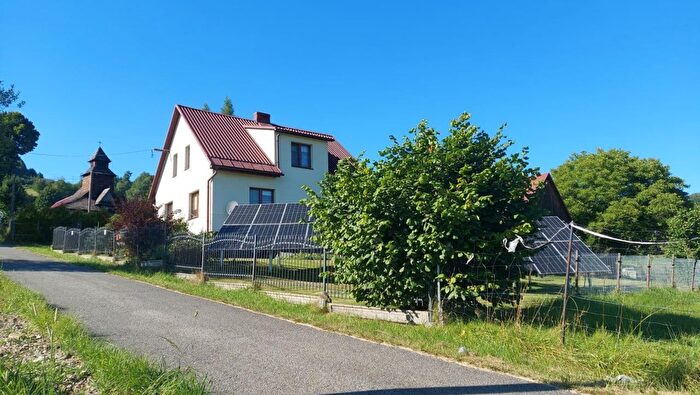 Dom 6-pokojowy na sprzedaż, Laliki