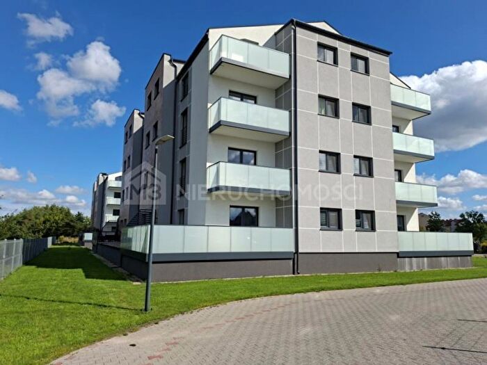 Mieszkanie 3-pokojowe na sprzedaż, Skarszewy