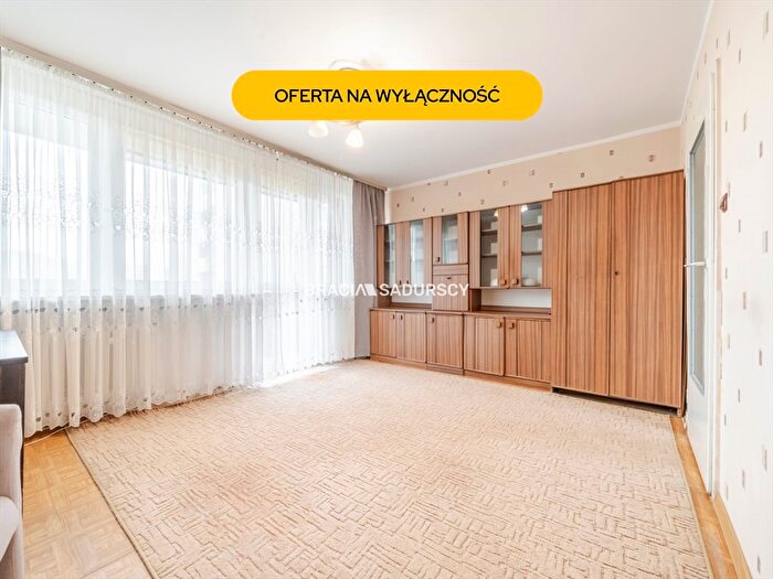 Mieszkanie 3-pokojowe na sprzedaż, Kraków – Podedworze