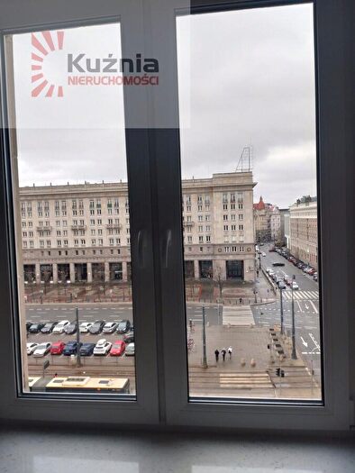 Mieszkanie 3-pokojowe do wynajęcia, Warszawa – pl. Konstytucji