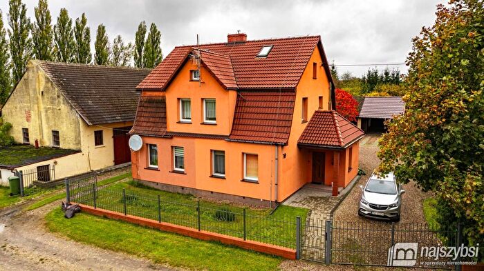 Dom 6-pokojowy na sprzedaż, Przybiernów
