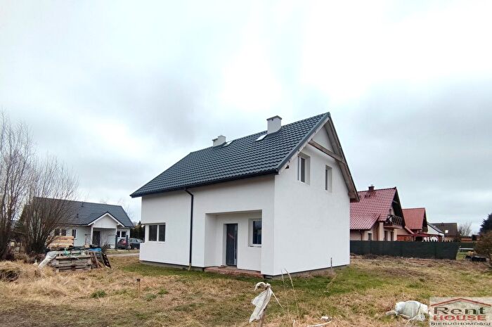 Dom 5-pokojowy na sprzedaż, Dołuje