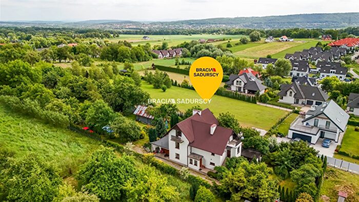 Dom 6-pokojowy na sprzedaż, Karniowice