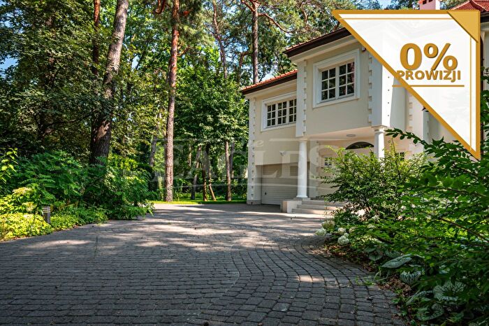 Dom 8-pokojowy na sprzedaż, Konstancin-Jeziorna – Jaworowska
