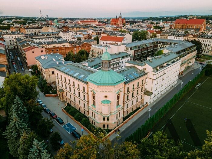 Mieszkanie 3-pokojowe na sprzedaż, Kraków – Sukiennicza