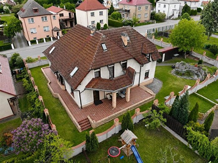 Dom 8-pokojowy na sprzedaż, Białogard
