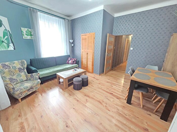Mieszkanie 3-pokojowe na sprzedaż, Leszno