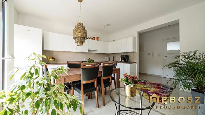 Mieszkanie 3-pokojowe na sprzedaż, Niepołomice