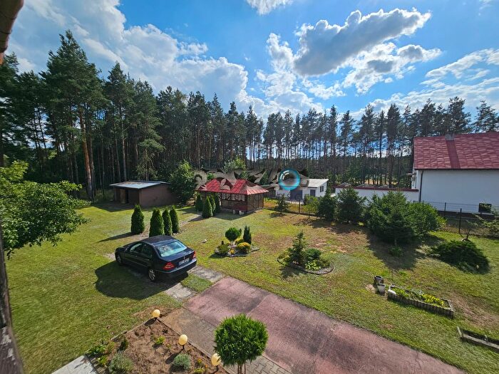 Dom 6-pokojowy na sprzedaż, Lewików