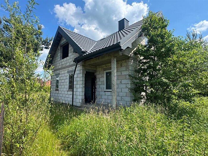 Dom 4-pokojowy na sprzedaż, Luzino