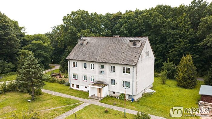 Mieszkanie 4-pokojowe na sprzedaż, Smęcino