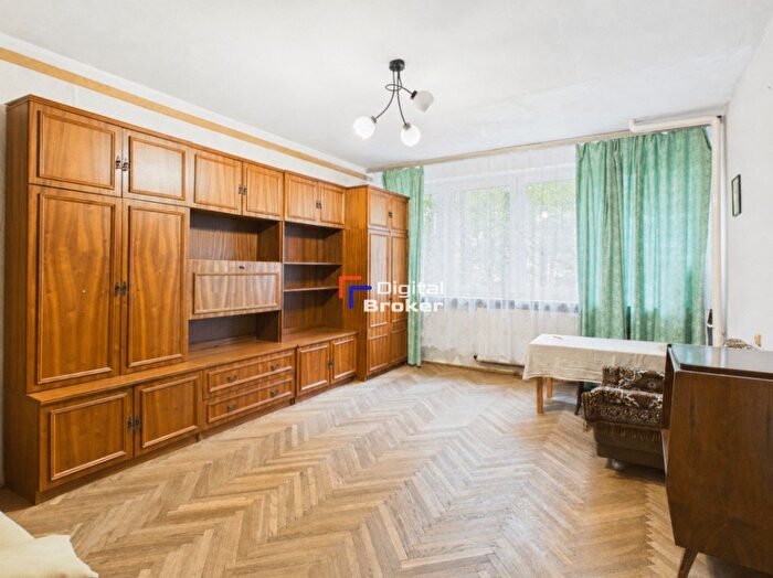 Mieszkanie 1-pokojowe na sprzedaż, Warszawa – Spiska