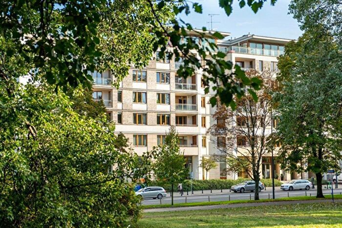 Mieszkanie 4-pokojowe do wynajęcia, Warszawa – Leona Kruczkowskiego