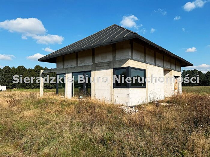 Dom 5-pokojowy na sprzedaż, Strobin