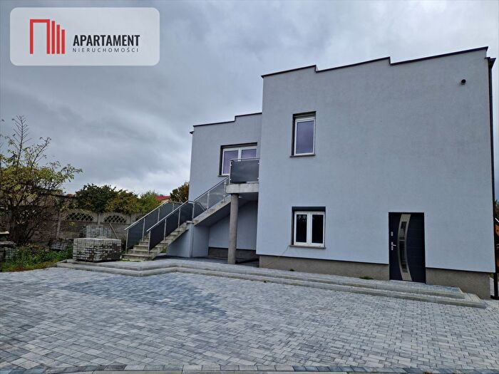 Dom 7-pokojowy na sprzedaż, Żnin