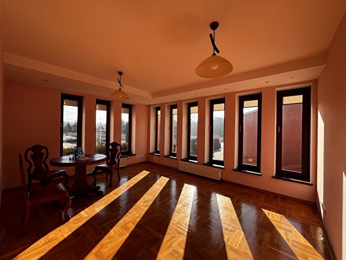 Dom 5-pokojowy do wynajęcia, Wiązowna