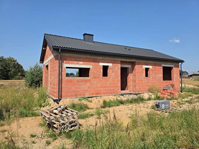 Dom 4-pokojowy na sprzedaż, Dobroń Duży