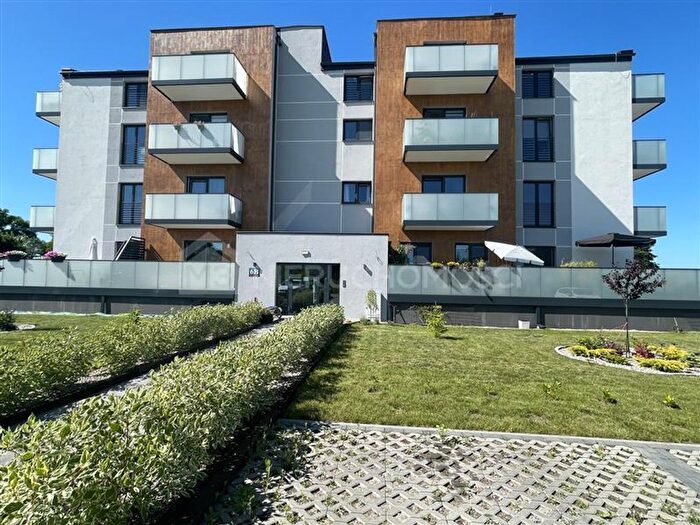 Mieszkanie 3-pokojowe na sprzedaż, Skarszewy
