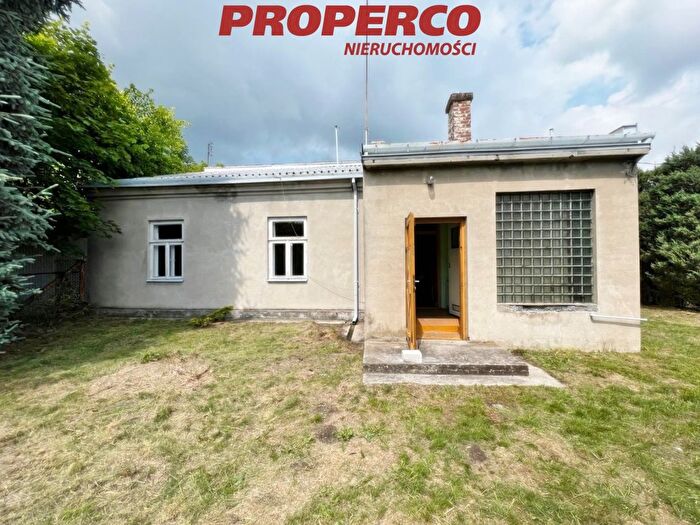 Dom 2-pokojowy na sprzedaż, Jędrzejów
