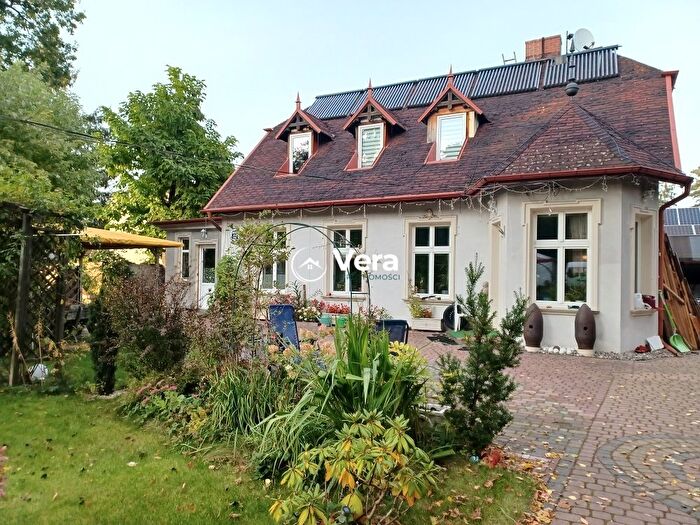 Dom 6-pokojowy na sprzedaż, Brwinów
