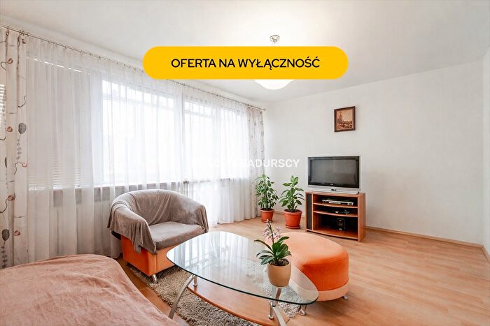 Mieszkanie 3-pokojowe na sprzedaż, Kraków – Podedworze