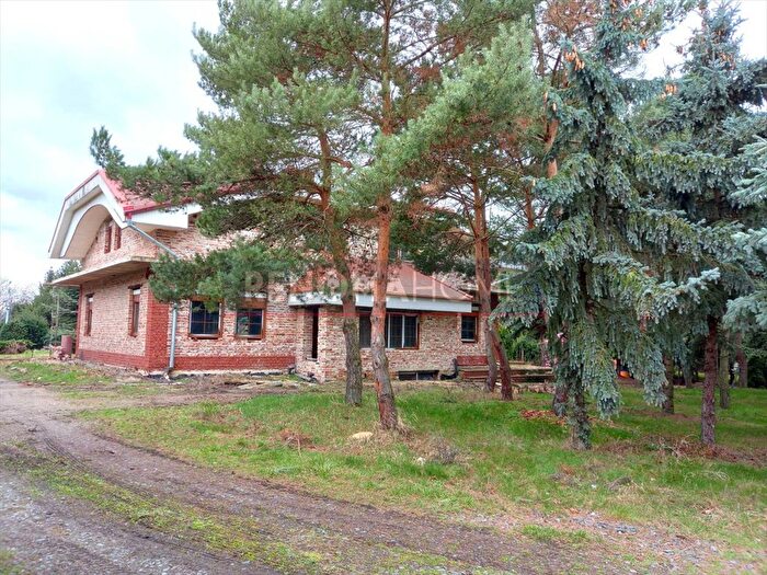 Dom 8-pokojowy na sprzedaż, Pyszczyn